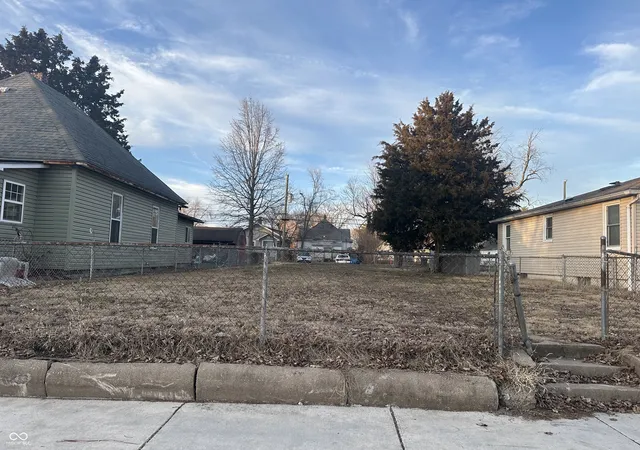 1st image of 1530 7th Ave, Terre Haute, IN 47807 | MLS# 22021189