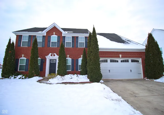 Photo 1 of Single family home for sale at 1169 Richmond Ln, Greenwood, IN 46143 | MLS# 22021663 | Listing updated on 2026-10-01