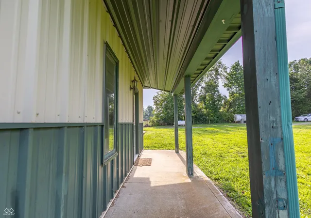 Photo 3 of Sale Pending at 8000 New Harmony Rd, Martinsville, IN 46151 | MLS# 22022009 | Listing updated on 2026-02-12