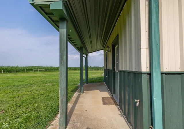 Photo 4 of Sale Pending at 8000 New Harmony Rd, Martinsville, IN 46151 | MLS# 22022009 | Listing updated on 2026-02-12