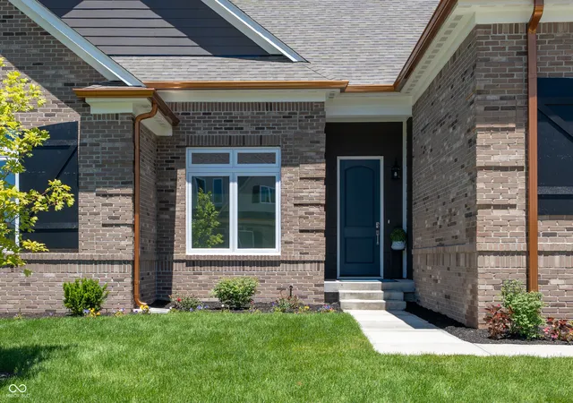 4th image of 4248 Stone Lake Dr, Zionsville, IN 46077 | MLS# 22022071