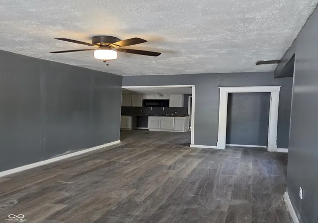 4th image of 724 E Beecher St, Indianapolis, IN 46203 | MLS# 22023250