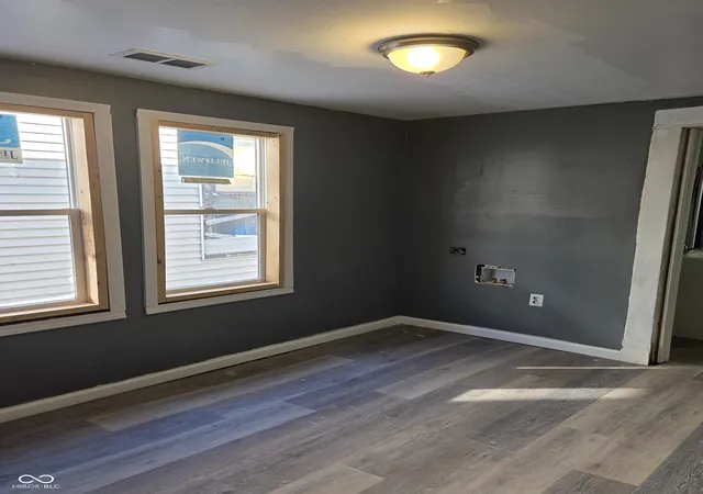 5th image of 724 E Beecher St, Indianapolis, IN 46203 | MLS# 22023250