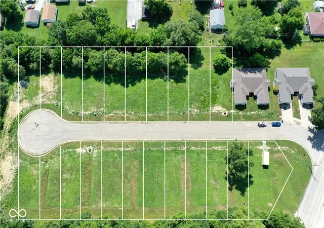 Photo 1 of Sale Pending at 2542 Walker Pl, Indianapolis, IN 46203 | MLS# 22023862 | Listing updated on 2026-08-27