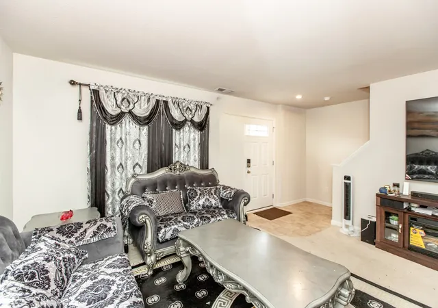 4th image of 3219 E Maygrove Dr, Danville, IN 46122 | MLS# 22024701