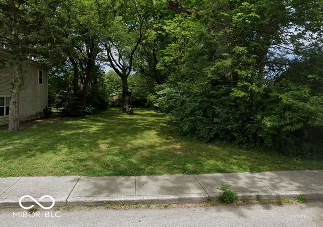 Land for sale at 934 W Roache St, Indianapolis, IN 46208 | MLS# 22025668