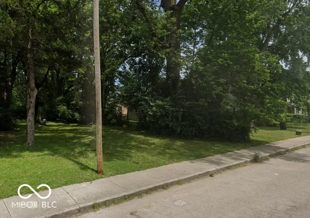 Photo 2 of Land for sale at 934 W Roache St, Indianapolis, IN 46208 | MLS# 22025668 | Listing updated on 2026-09-25