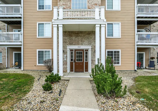 1st image of 4925 Opal Ridge Ln #309, Indianapolis, IN 46237 | MLS# 22027450