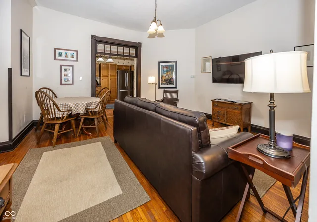 3rd image of 433 W Main St, Greenfield, IN 46140 | MLS# 22028922
