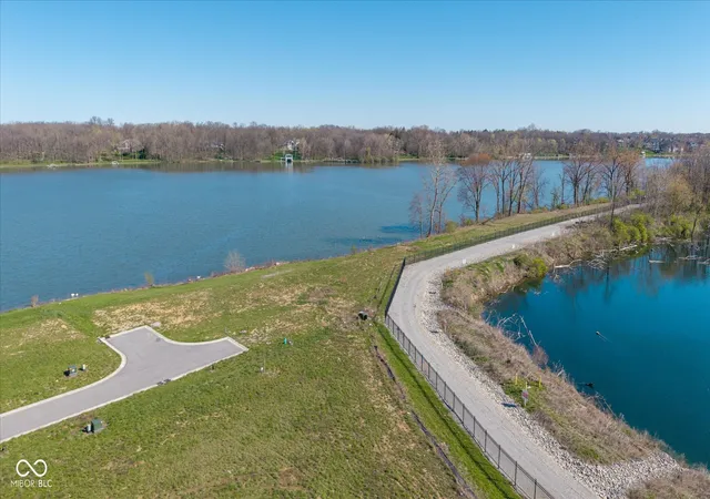 2nd image of 10746 Haven Cove Way, Mc Cordsville, IN 46055 | MLS# 22033026