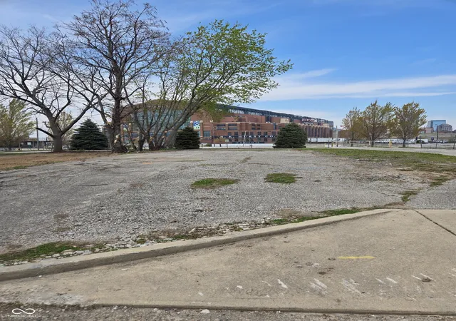 1st image of 226 W Wyoming St, Indianapolis, IN 46225 | MLS# 22033691