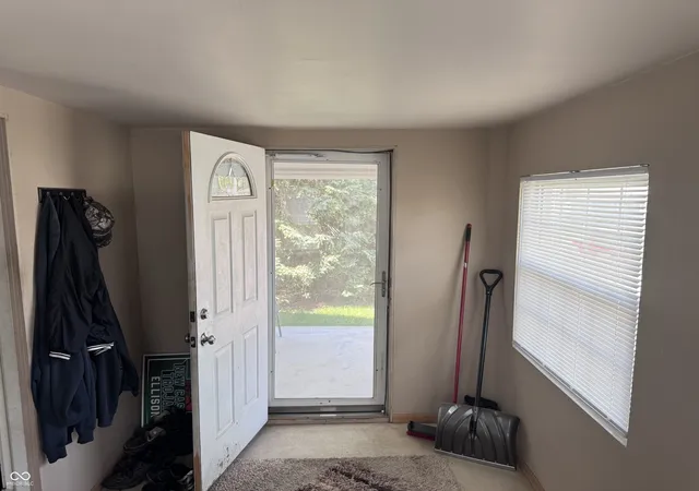 3rd image of 2205 S 14Th St, New Castle, IN 47362 | MLS# 22037090