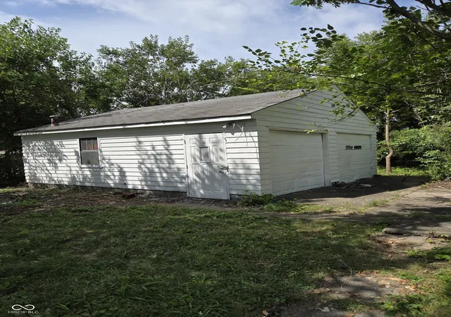 Homes for sale in Indianapolis, IN | 1168 N Gladstone Ave, Indianapolis, IN 46201 | MLS# 22039478