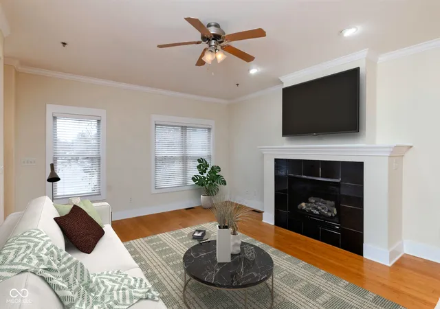 Photo 4 of Condo for sale at 632 E 11th Street, Indianapolis, IN 46202 | MLS# 22039488 | Listing updated on 2026-10-06