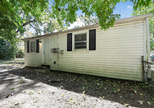 5th image of 3403 Coffey St, Indianapolis, IN 46217 | MLS# 22039507