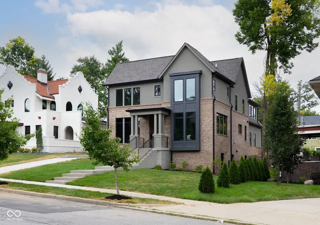 2nd image of 3145 N Pennsylvania St, Indianapolis, IN 46205 | MLS# 22042615