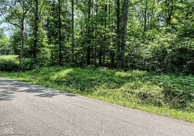 3rd image of 0 Parkwood East Dr, Martinsville, IN 46151 | MLS# 22044924