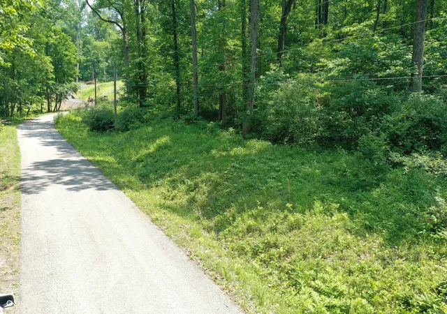 4th image of 0 Parkwood East Dr, Martinsville, IN 46151 | MLS# 22044924