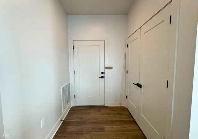 5th image of 925 Veterans Way #101, Carmel, IN 46032 | MLS# 22045840