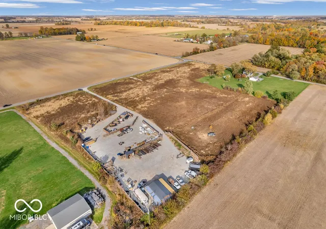 Photo 3 of Land for sale at 14701 E 146th St, Noblesville, IN 46060 | MLS# 22046818 | Listing updated on 2026-10-03