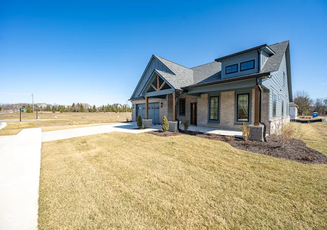 3rd image of 14565 Bedford Falls Dr, Carmel, IN 46032 | MLS# 22048257