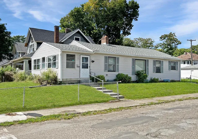 Photo 2 of Sale Pending at 602 Eugene St, Indianapolis, IN 46208 | MLS# 22048331 | Listing updated on 2026-09-12