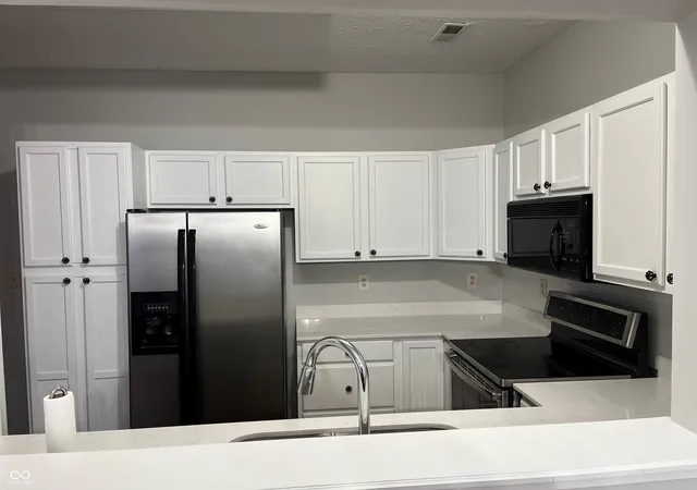 4th image of 11332 Fonthill Dr, Indianapolis, IN 46236 | MLS# 22048542