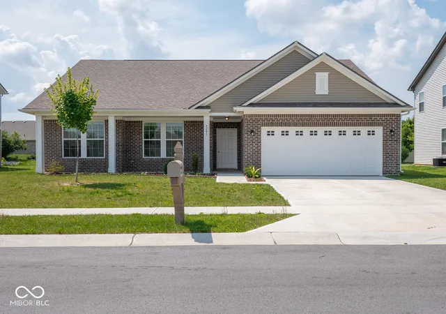 Homes for sale in Indianapolis, IN | 7241 Glen Park Ln, Indianapolis, IN 46259 | MLS# 22048592