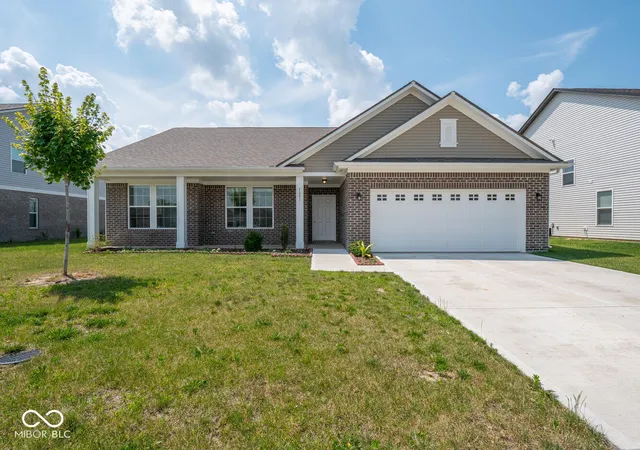 Homes for sale in Indianapolis, IN | 7241 Glen Park Ln, Indianapolis, IN 46259 | MLS# 22048592