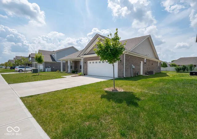 Homes for sale in Indianapolis, IN | 7241 Glen Park Ln, Indianapolis, IN 46259 | MLS# 22048592