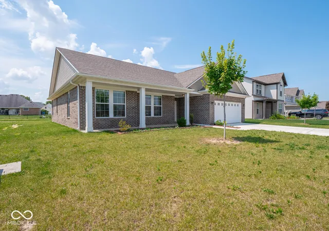 Homes for sale in Indianapolis, IN | 7241 Glen Park Ln, Indianapolis, IN 46259 | MLS# 22048592