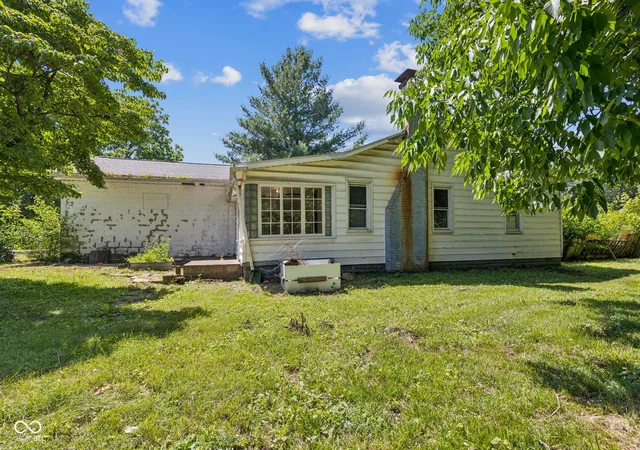 1st image of 3858 E Park Ave, Terre Haute, IN 47805 | MLS# 22048675