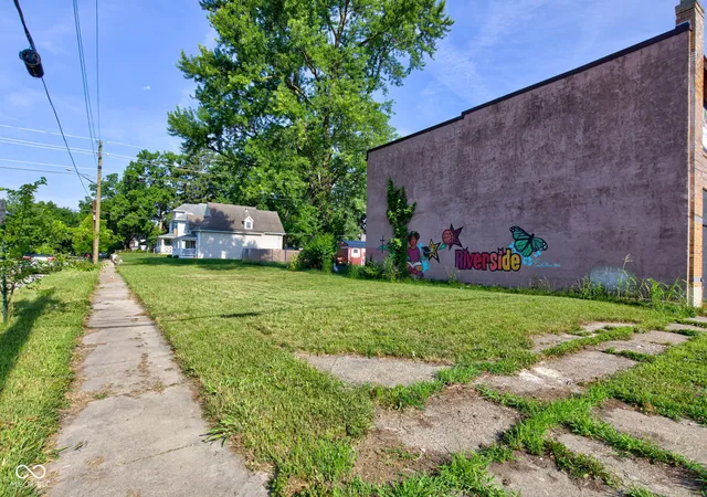 Photo 3 of Land for sale at 2632 N Harding St, Indianapolis, IN 46208 | MLS# 22048725 | Listing updated on 2026-07-07