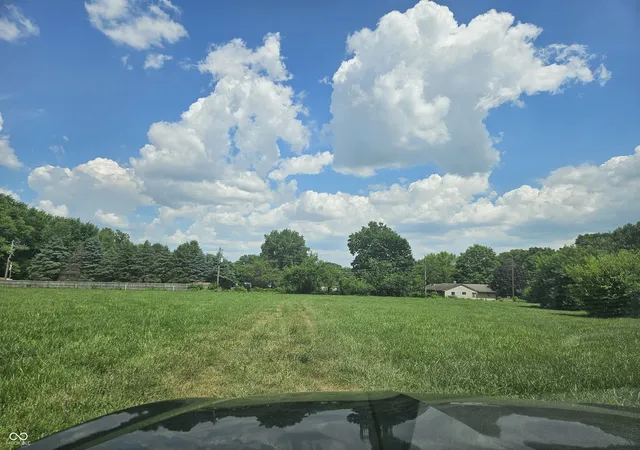 1st image of 421 Bridgeport Rd S, Indianapolis, IN 46231 | MLS# 22048845
