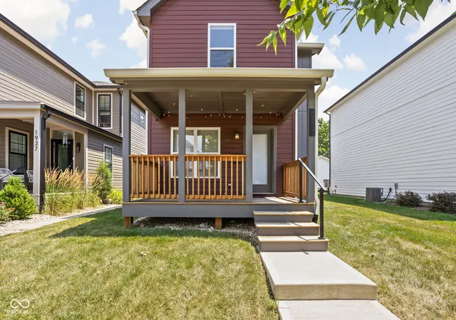 2nd image of 1935 Cornell Ave, Indianapolis, IN 46202 | MLS# 22050410