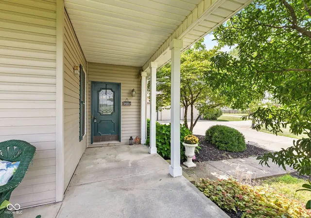 Photo 3 of House for sale at 5479 S 200 East, Anderson, IN 46017 | MLS# 22051217 | Listing updated on 2026-09-16