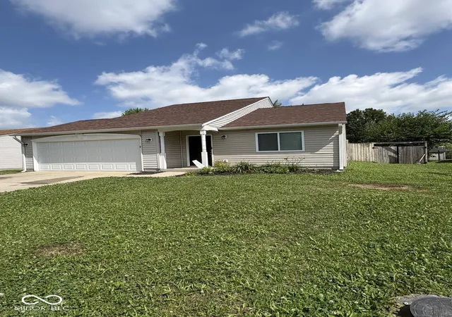 1st image of 144 Meadow Glen Dr, Avon, IN 46123 | MLS# 22051225