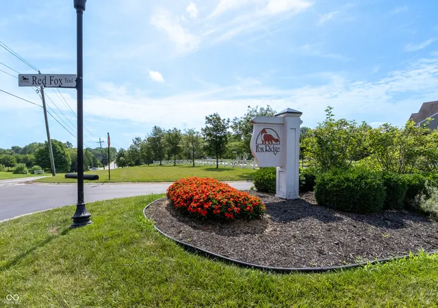 Photo 4 of Single family home for sale at 3101 Red Fox Cir, Columbus, IN 47201 | MLS# 22051559 | Listing updated on 2026-08-06