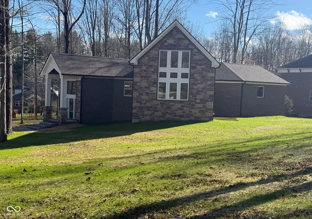 Photo 3 of Single family home for sale at 3380 N Pine Song Dr, Martinsville, IN 46151 | MLS# 22052860 | Listing updated on 2026-10-06