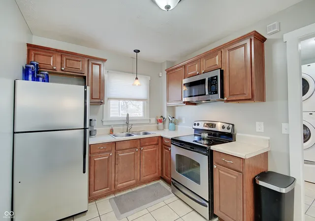 3rd image of 611 E 30th St, Indianapolis, IN 46205 | MLS# 22053569