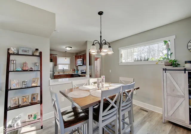 4th image of 611 E 30th St, Indianapolis, IN 46205 | MLS# 22053569