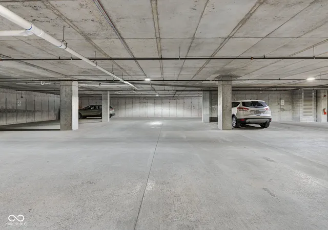 4th image of 319 E 16Th St #402, Indianapolis, IN 46202 | MLS# 22056060
