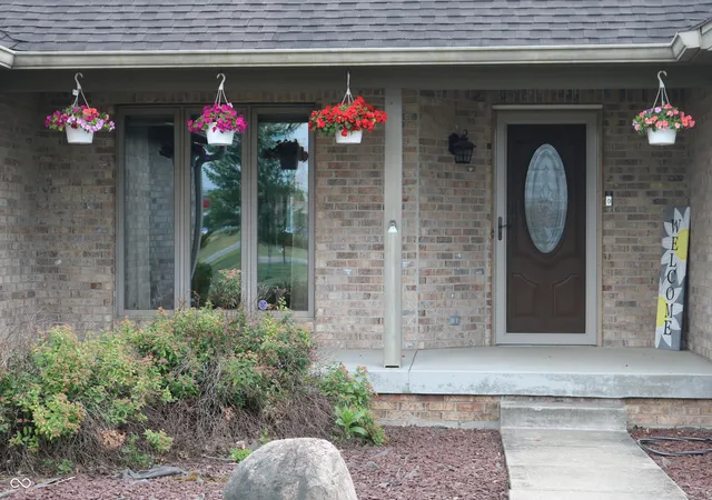 3rd image of 8151 E Southport Rd, Indianapolis, IN 46259 | MLS# 22056477