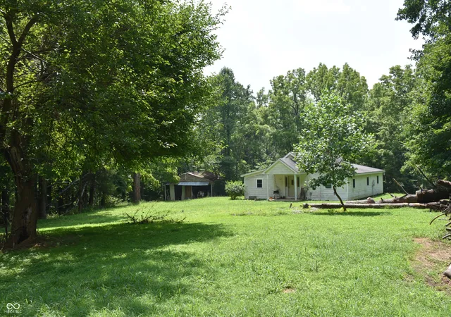 2nd image of 1715 Orchard Hills Rd, Martinsville, IN 46151 | MLS# 22056872