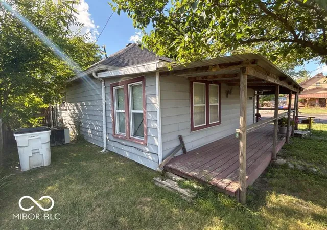 1st image of 11080 N Borman Pl, West Terre Haute, IN 47885 | MLS# 22059205