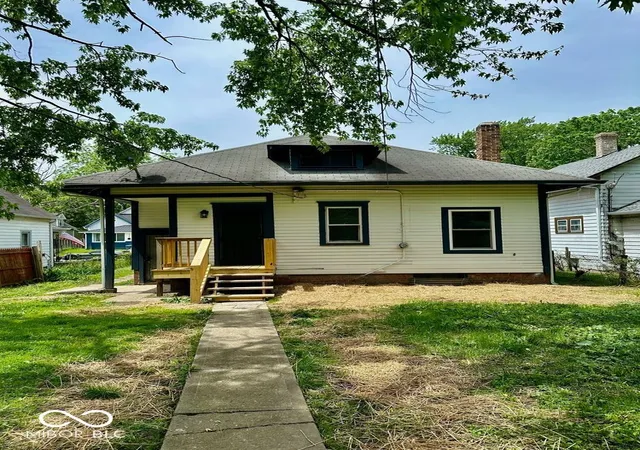 2nd image of 941 N Tuxedo St, Indianapolis, IN 46201 | MLS# 22059548