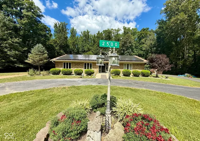1st image of 2500 S Edgewood Cvs, Martinsville, IN 46151 | MLS# 22059970