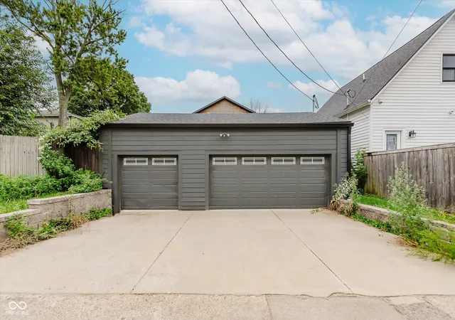39th image of 2306 E 12th St, Indianapolis, IN 46201 | MLS# 22060074