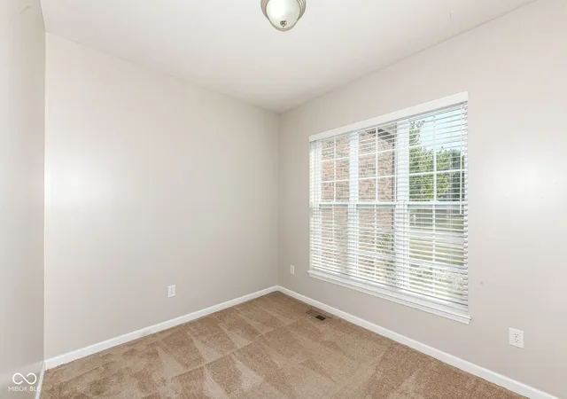 4th image of 288 Little Ben Ln, Greenwood, IN 46142 | MLS# 22060941