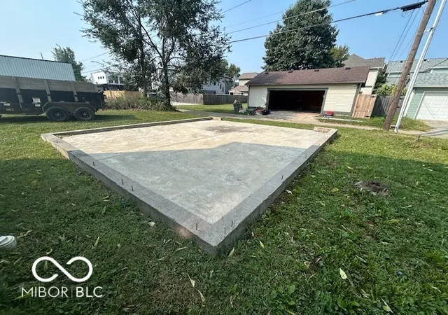 Photo 3 of Single family home for sale at 1810 Bellefontaine St, Indianapolis, IN 46202 | MLS# 22061352 | Listing updated on 2026-09-23